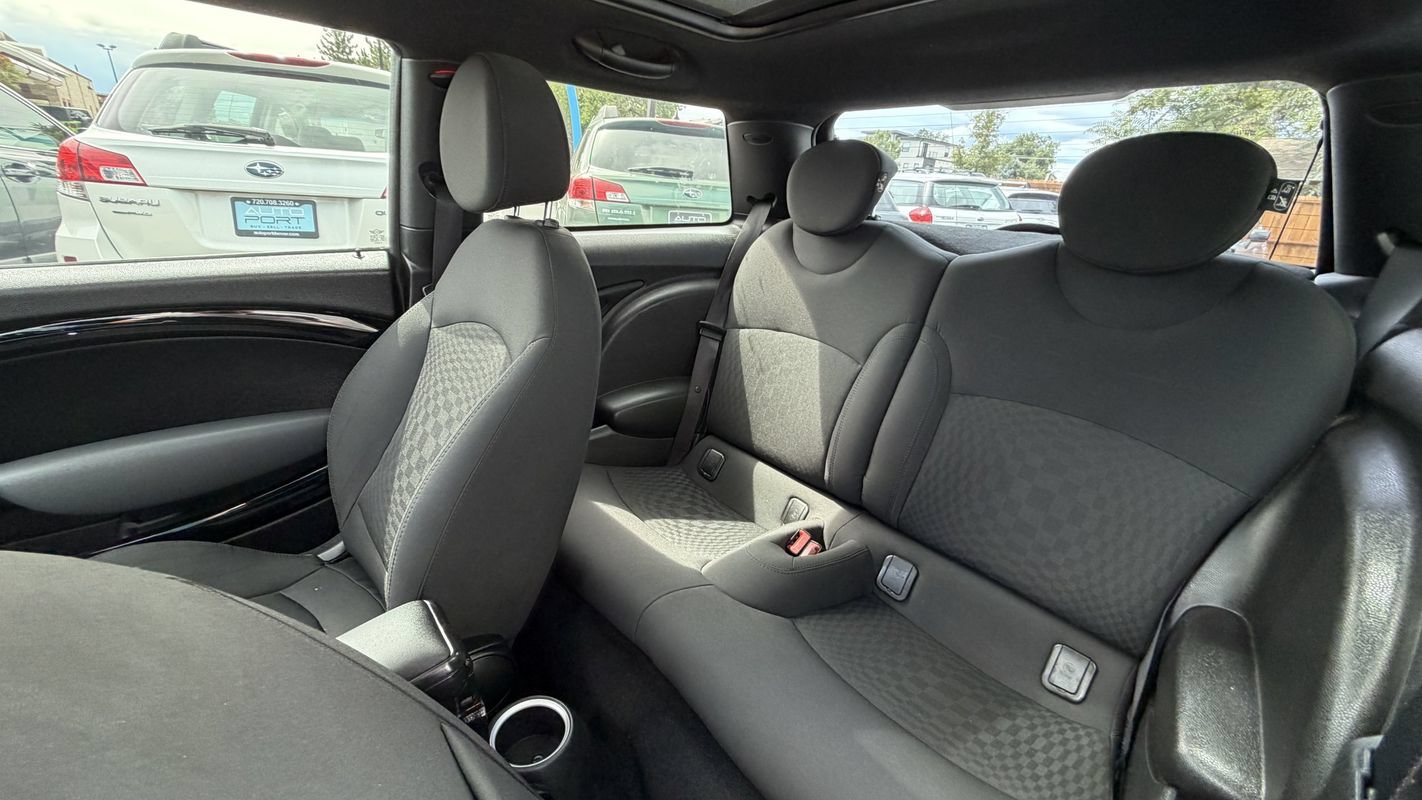 Used 2012 MINI Cooper S FWD image 10