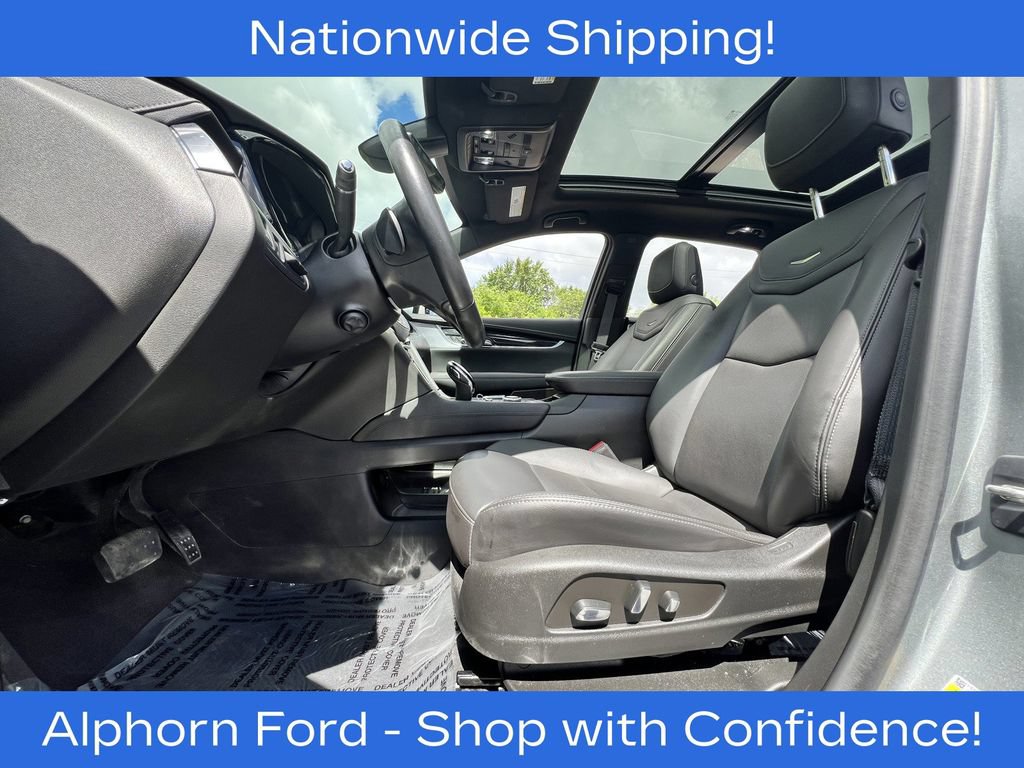 Used 2023 Cadillac XT5 Premium Luxury w/ Technology Package AWD/4WD image 32