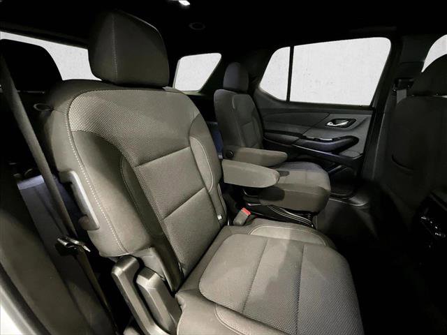 Used 2023 Chevrolet Traverse LT FWD image 29