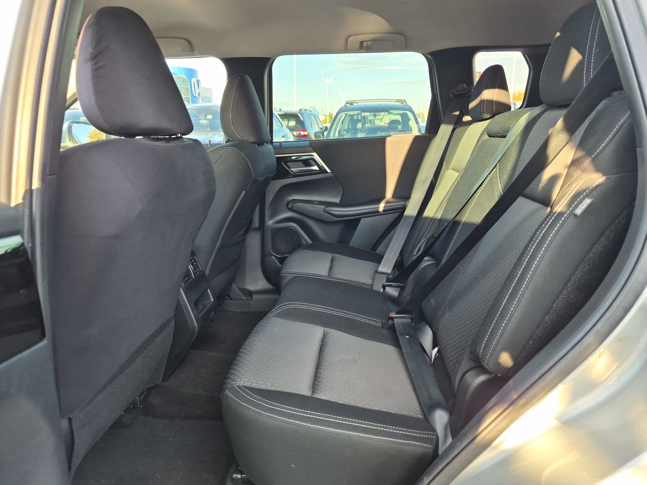 Used 2022 Mitsubishi Outlander ES AWD/4WD image 28