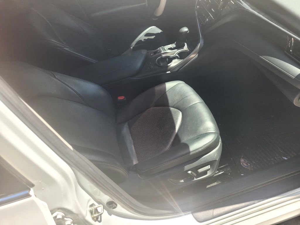 Used 2021 Toyota Camry XSE image 20