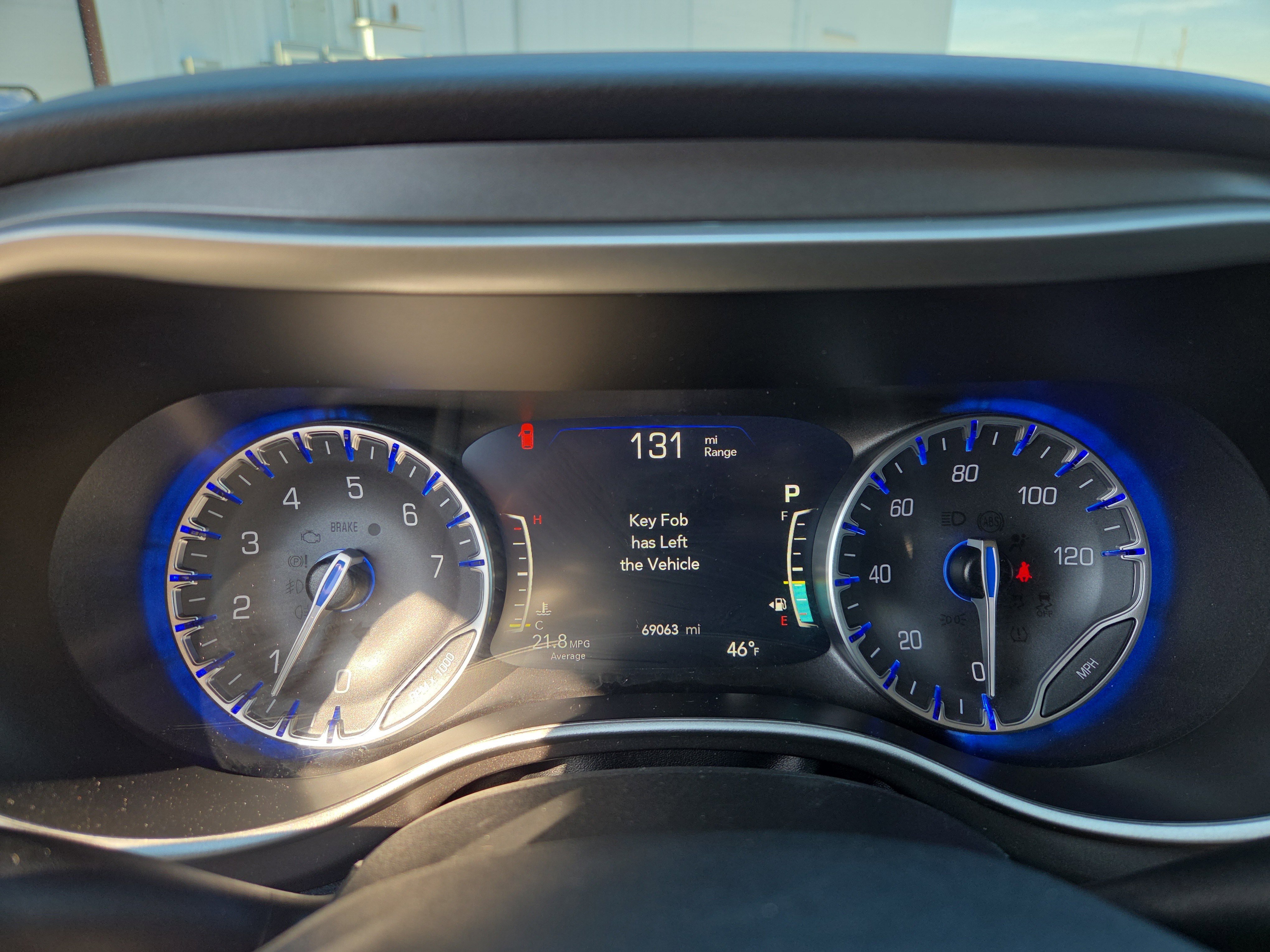 Used 2024 Chrysler Pacifica Touring-L image 14