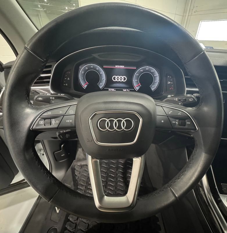 Used 2023 Audi Q7 2.0T Premium w/ Convenience Package image 12