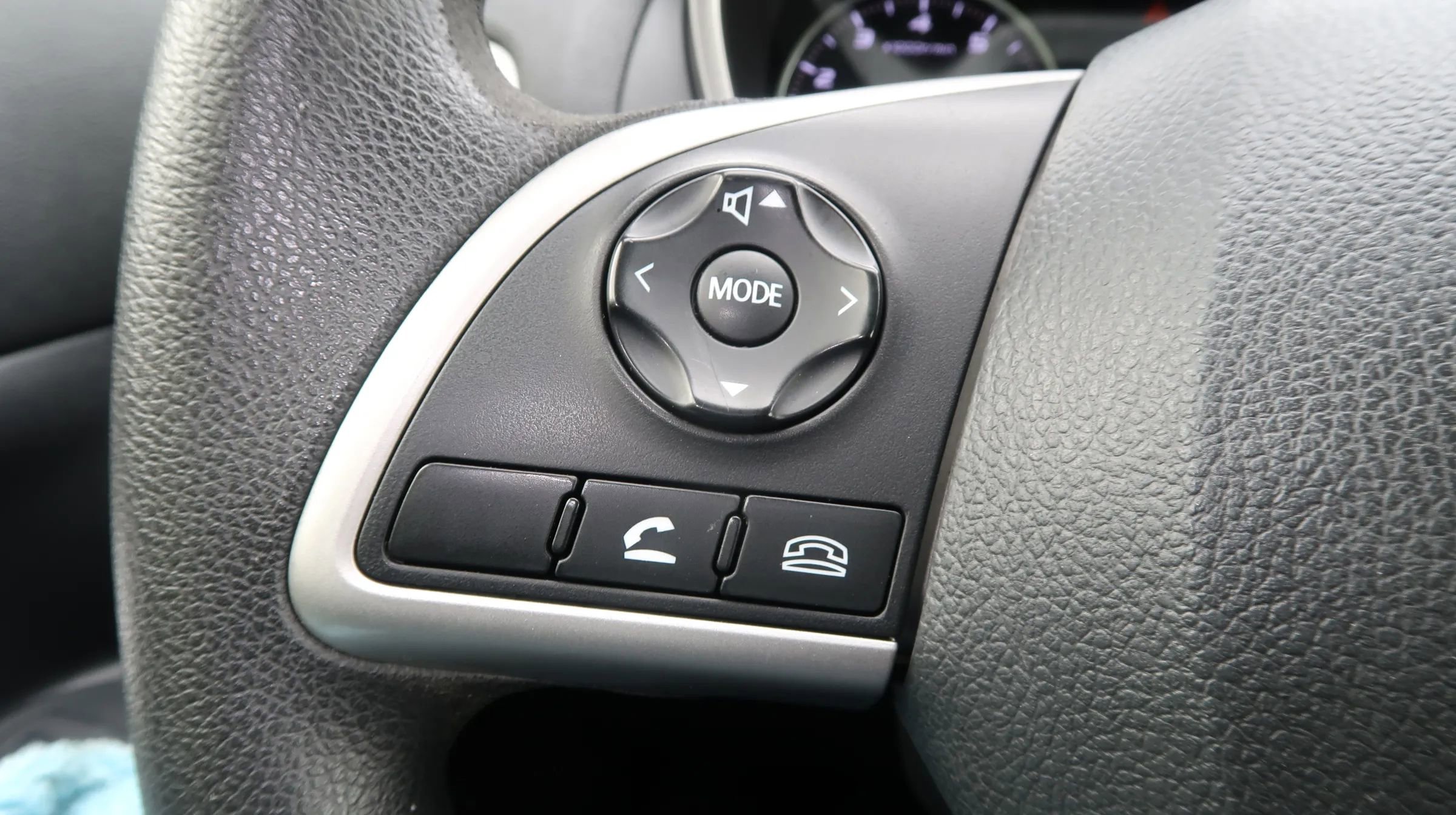 Used 2019 Mitsubishi Eclipse Cross ES image 36