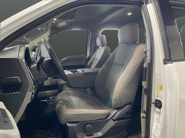 Used 2019 Ford F250 XLT w/ Camper Package image 4