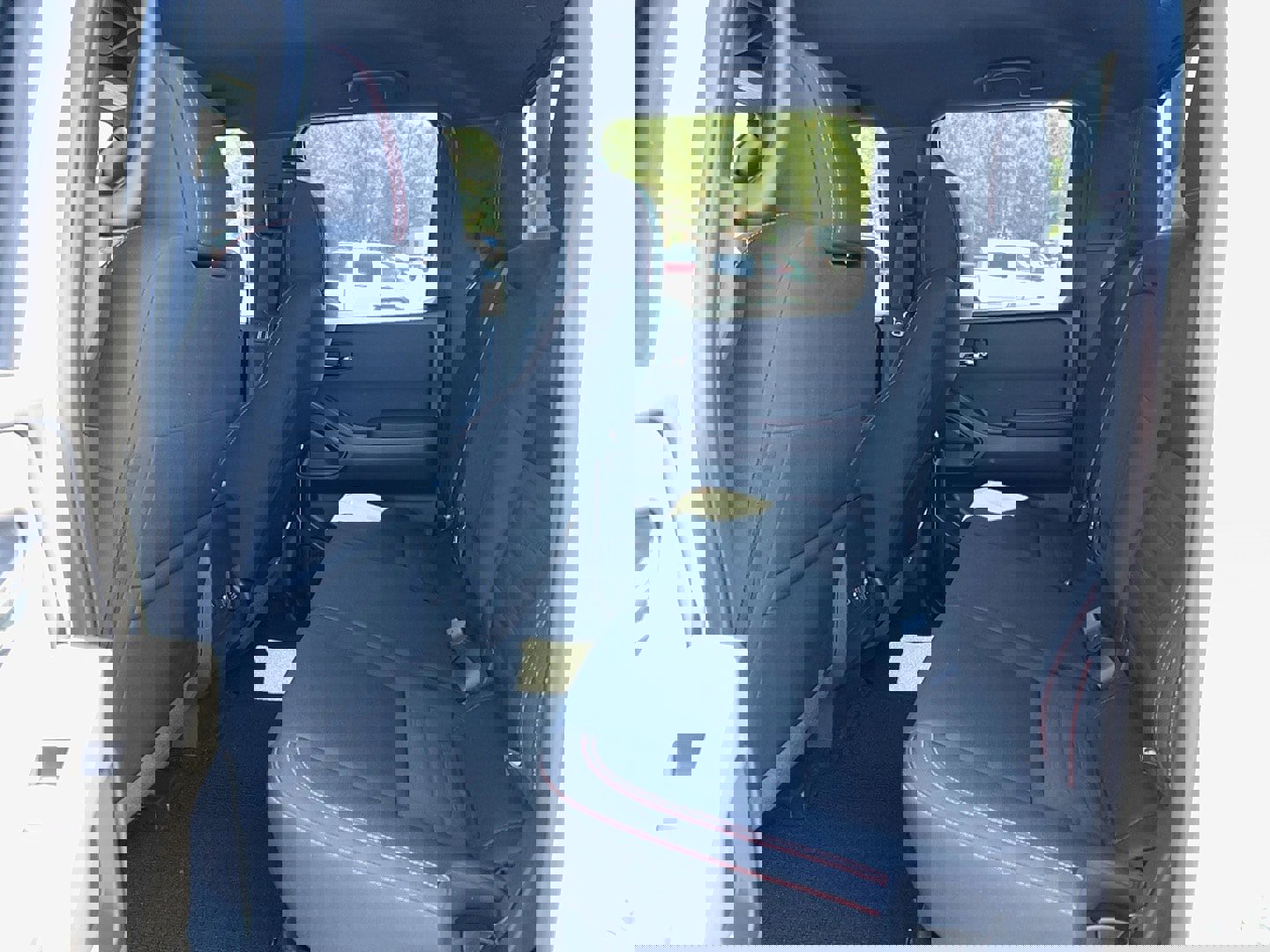 Used 2022 Nissan Frontier PRO-4X image 28