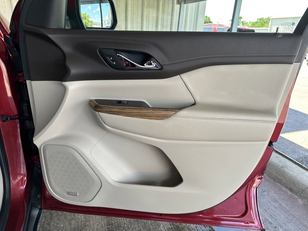 Used 2019 GMC Acadia Denali w/ Technology Package image 39