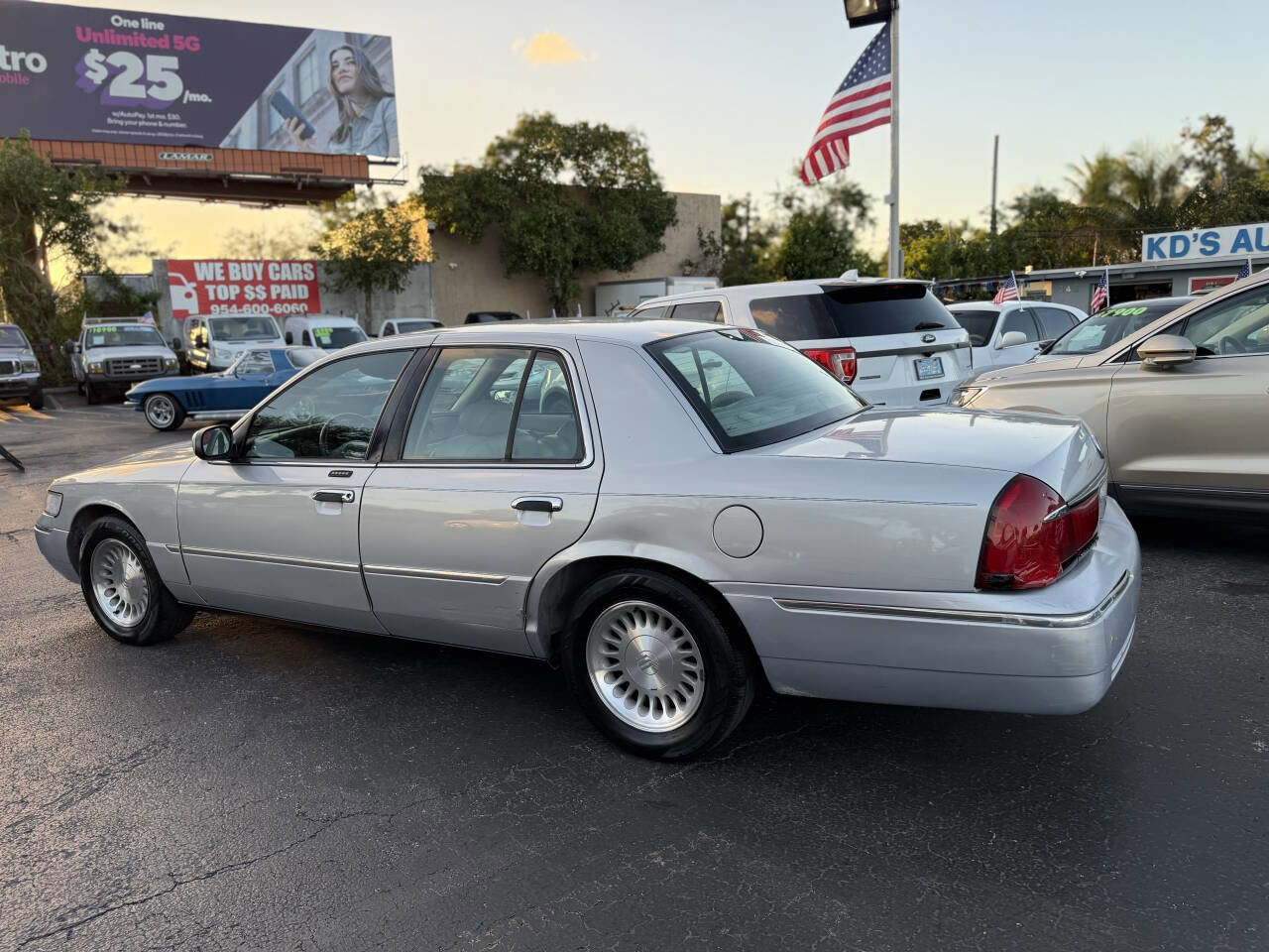 Used 2002 Mercury Grand Marquis LS image 4