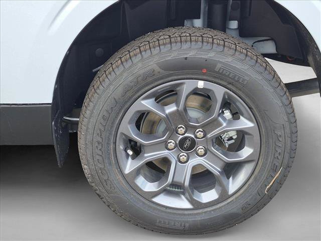 New 2026 Ford Maverick XLT w/ XLT Luxury Package AWD/4WD image 9