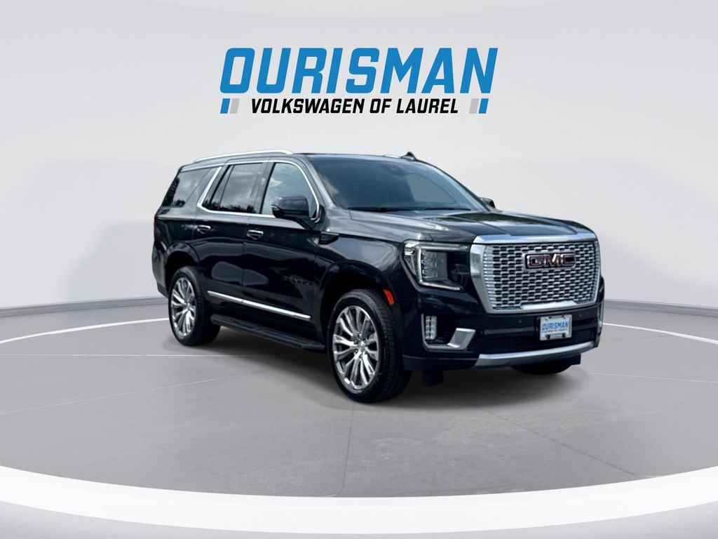 Used 2024 GMC Yukon Denali w/ LPO, Floor Liner Package AWD/4WD image 2
