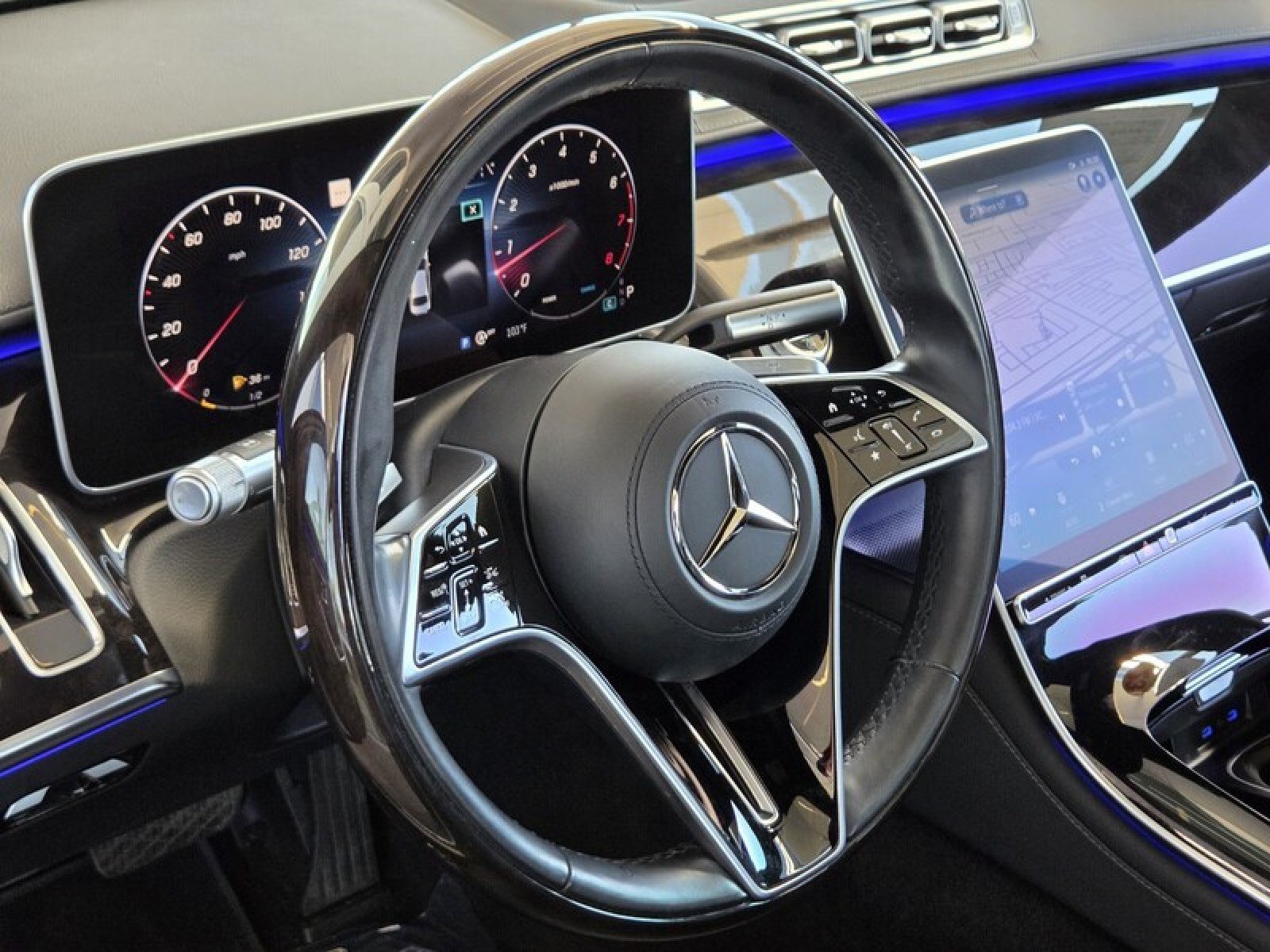 Used 2023 Mercedes-Benz S 580 4MATIC Sedan w/ Warmth & Comfort Package image 25