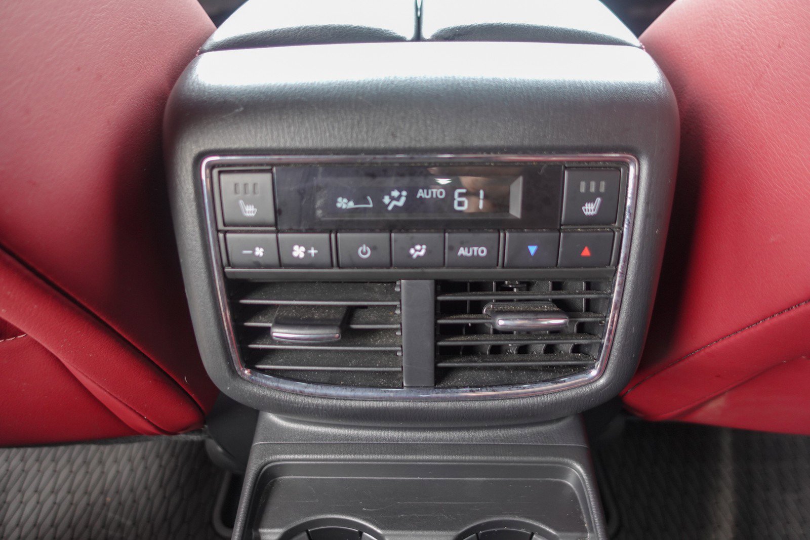 Certified 2023 MAZDA CX-9 Carbon Edition image 25