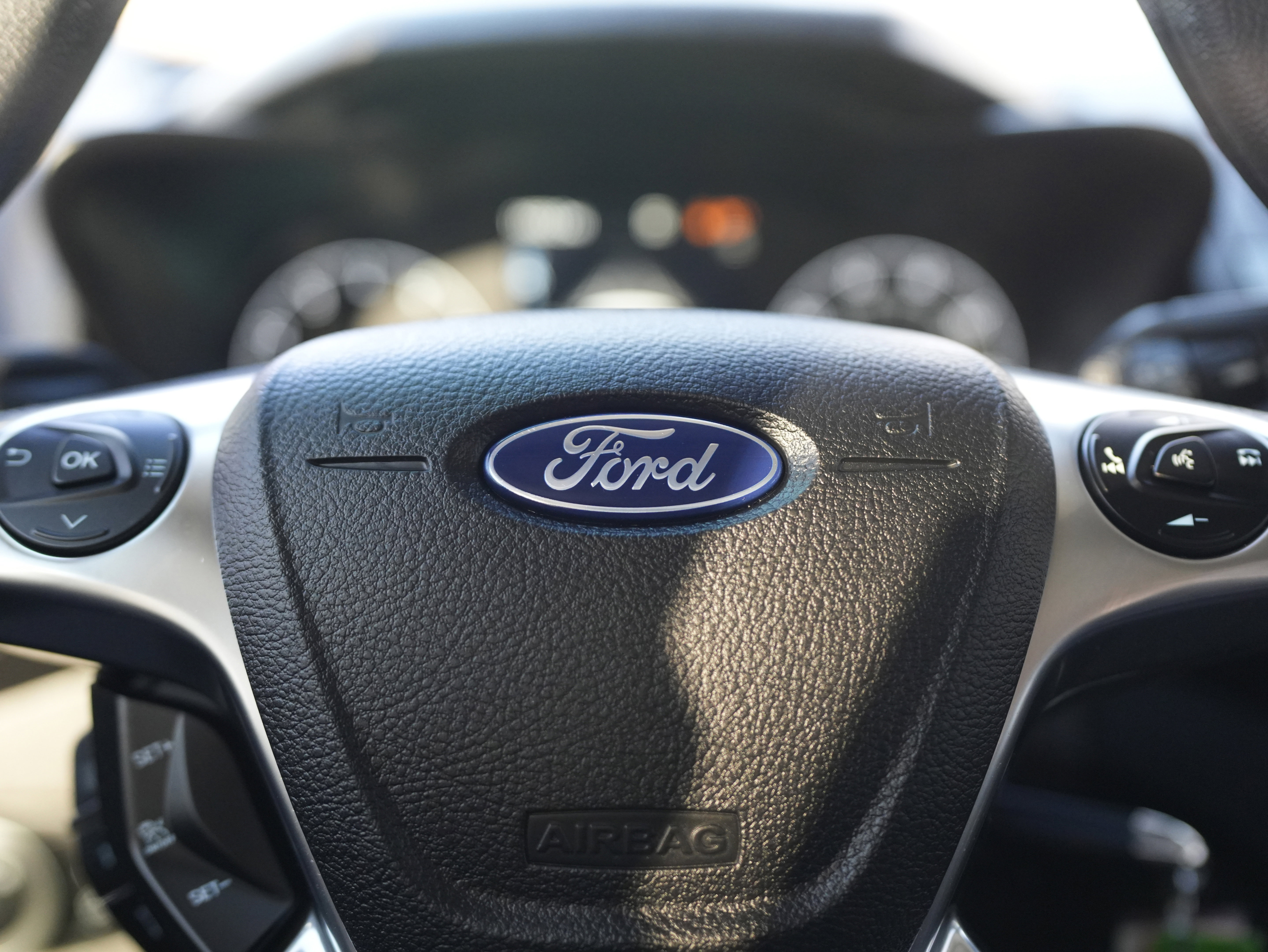 Used 2023 Ford Transit Connect XLT w/ Trailer Tow Package image 20