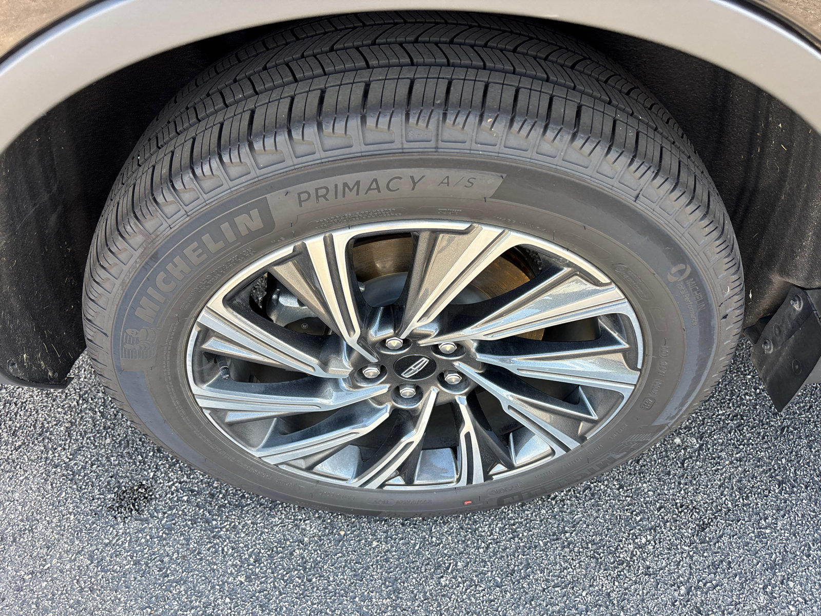 New 2026 Lincoln Aviator AWD image 10