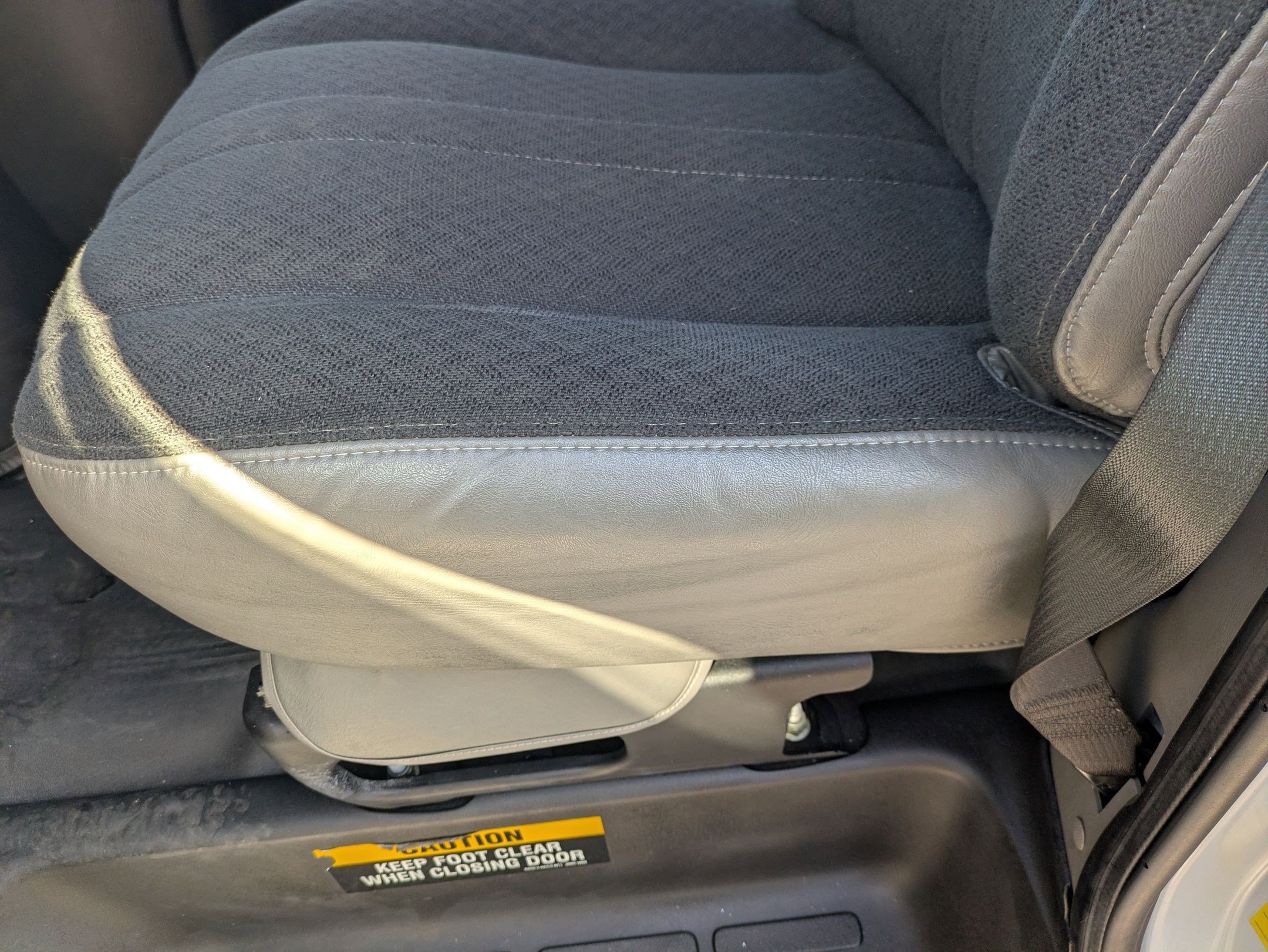 Used 2024 Chevrolet Express 2500 Work Van w/ Driver Convenience Package image 23