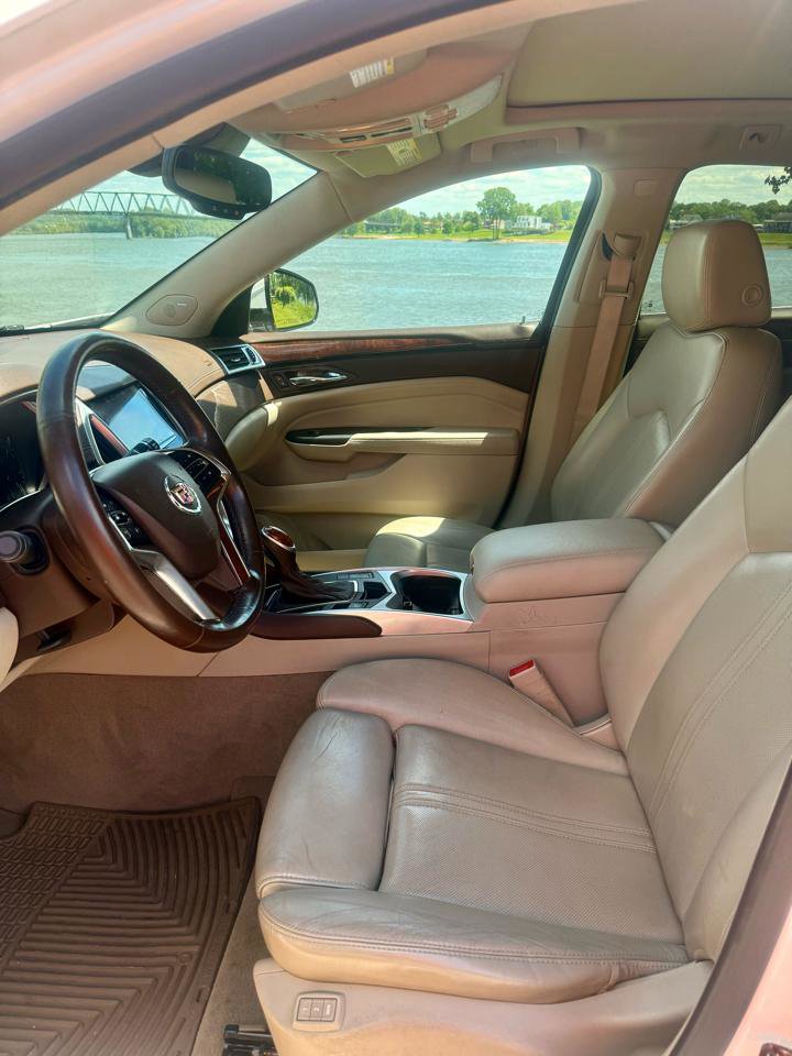 Used 2015 Cadillac SRX Luxury w/ Driver Awareness Package AWD/4WD image 6