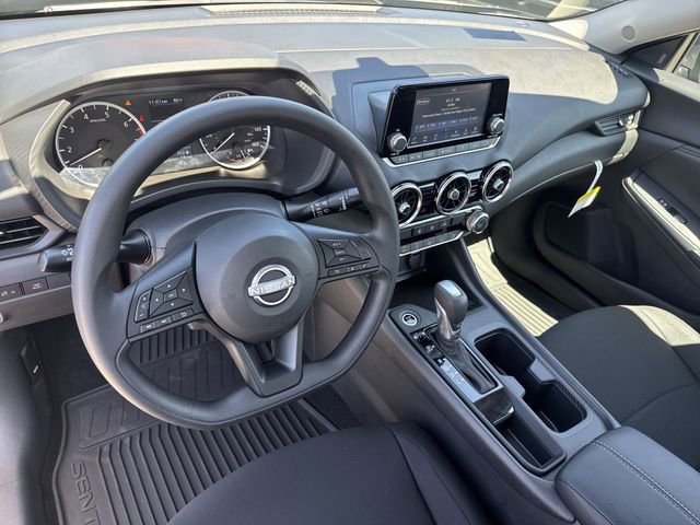 Used 2025 Nissan Sentra S image 15