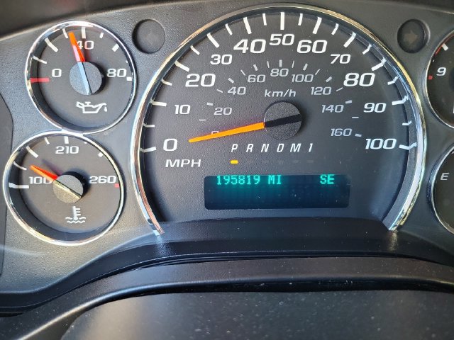 Used 2018 Chevrolet Express 3500 LT w/ LT Preferred Equipment Group RWD image 13