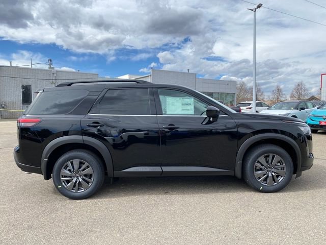New 2026 Nissan Pathfinder SV image 6
