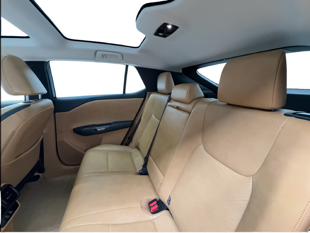Used 2023 Lexus RZ 450e Premium w/ Technology Package AWD/4WD image 27