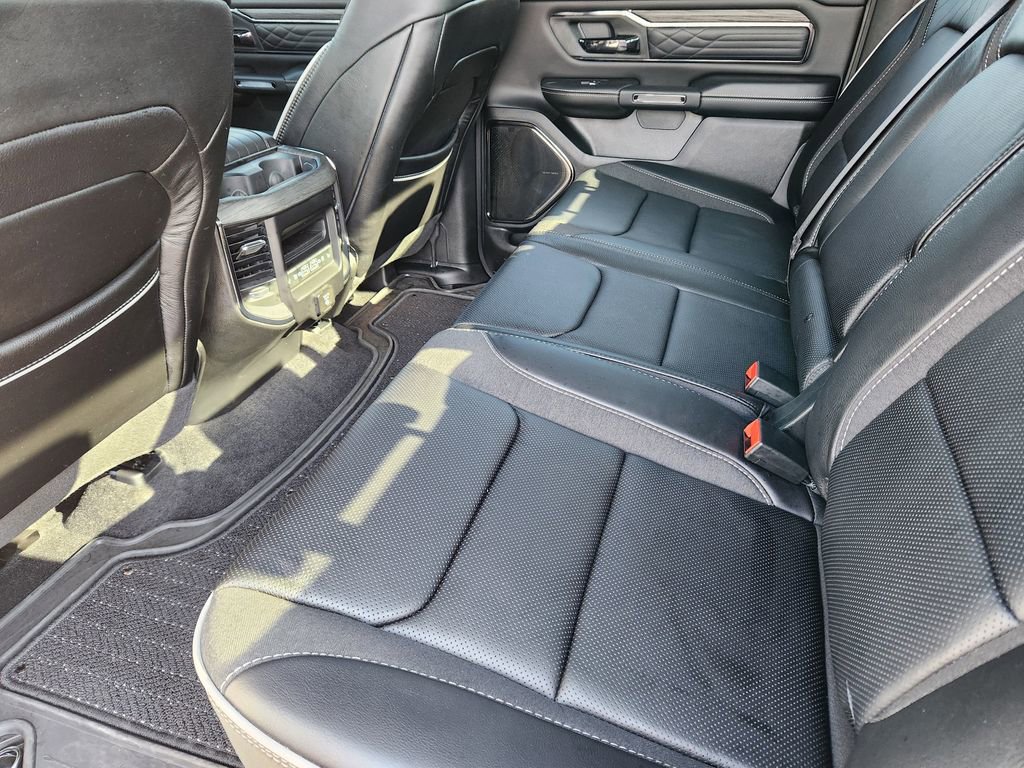 Used 2025 RAM 1500 Limited AWD/4WD image 9