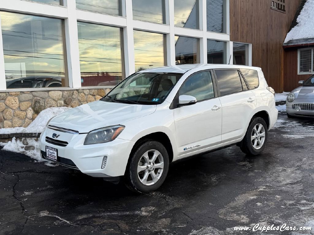 Used 2014 Toyota RAV4 EV image 1