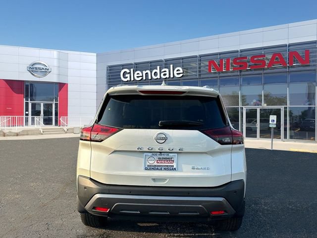 Certified 2023 Nissan Rogue SL w/ SL Premium Package AWD/4WD image 4