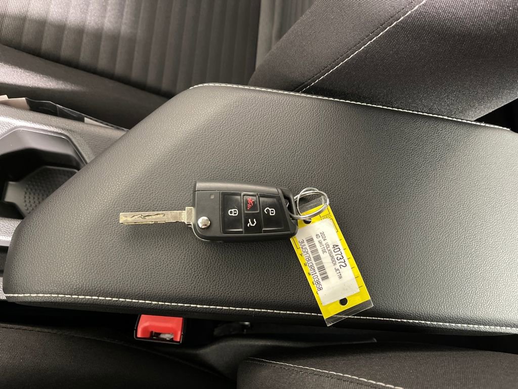 Used 2024 Volkswagen Jetta S image 32