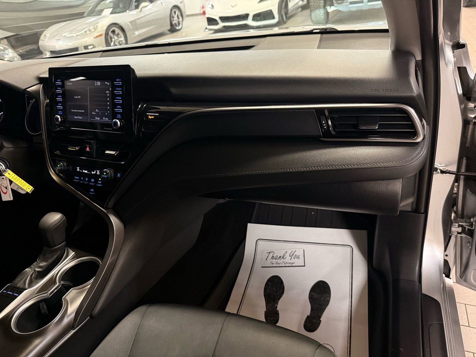 Used 2022 Toyota Camry LE image 20