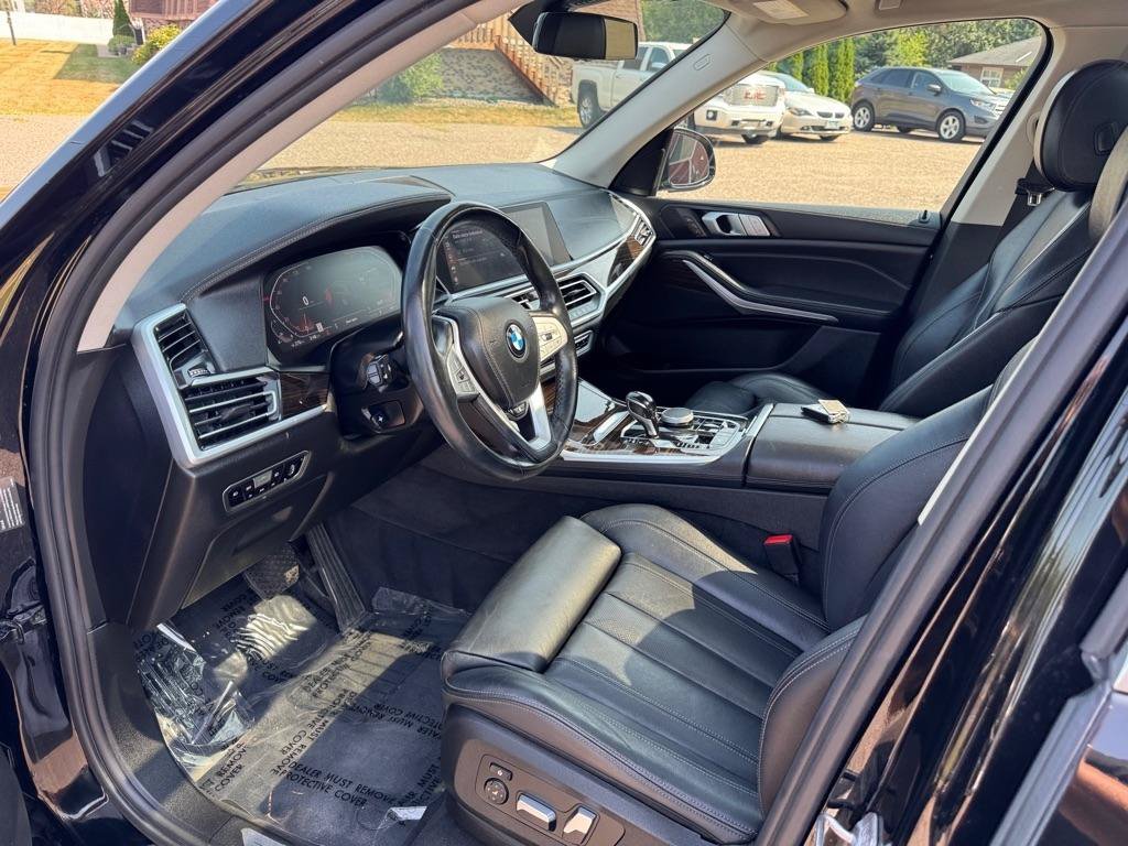 Used 2019 BMW X7 xDrive40i w/ Cold Weather Package AWD/4WD image 14