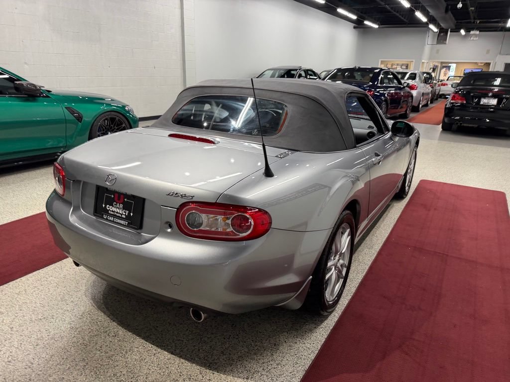 Used 2011 MAZDA MX-5 Miata Sport RWD image 67