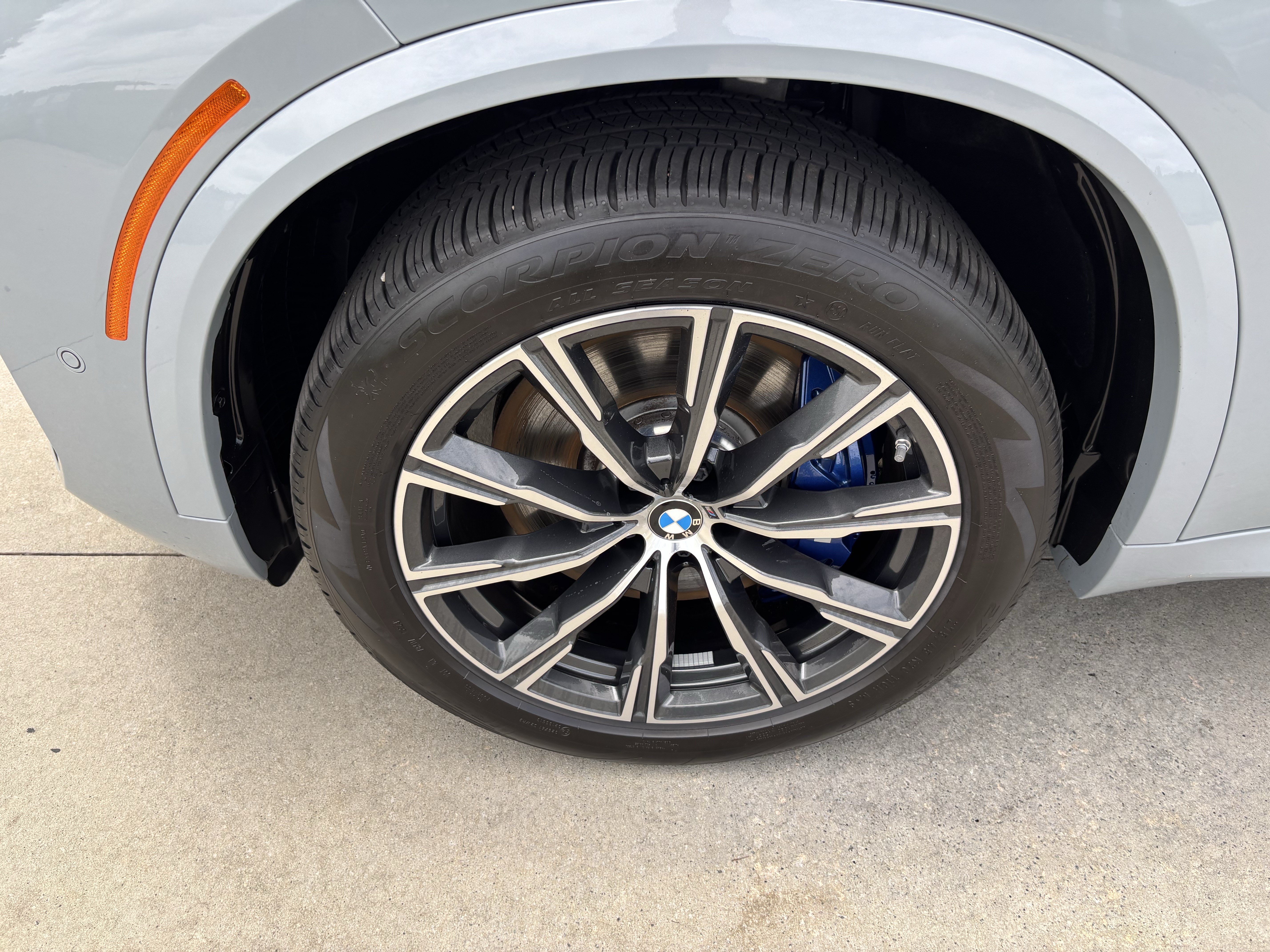 Certified 2025 BMW X5 M60i AWD/4WD image 13