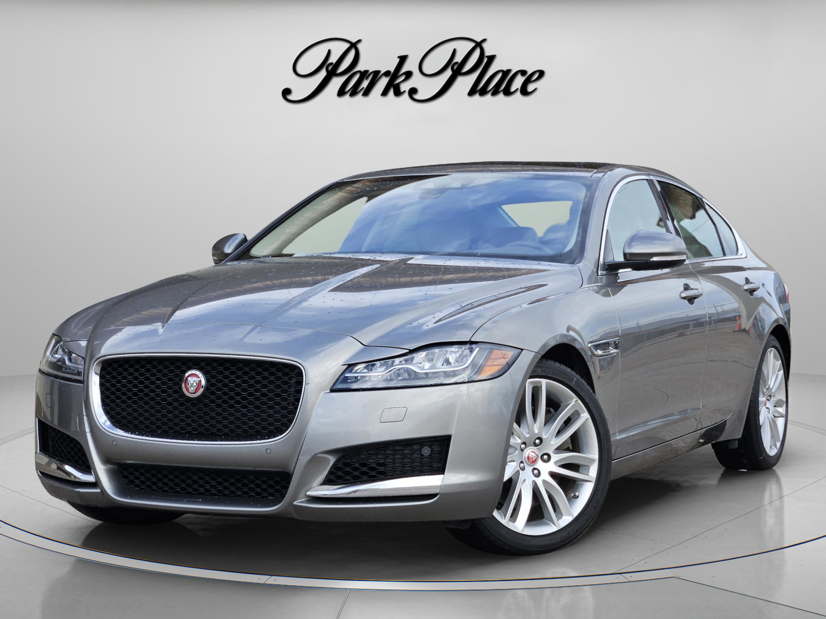 Used 2017 Jaguar XF Prestige