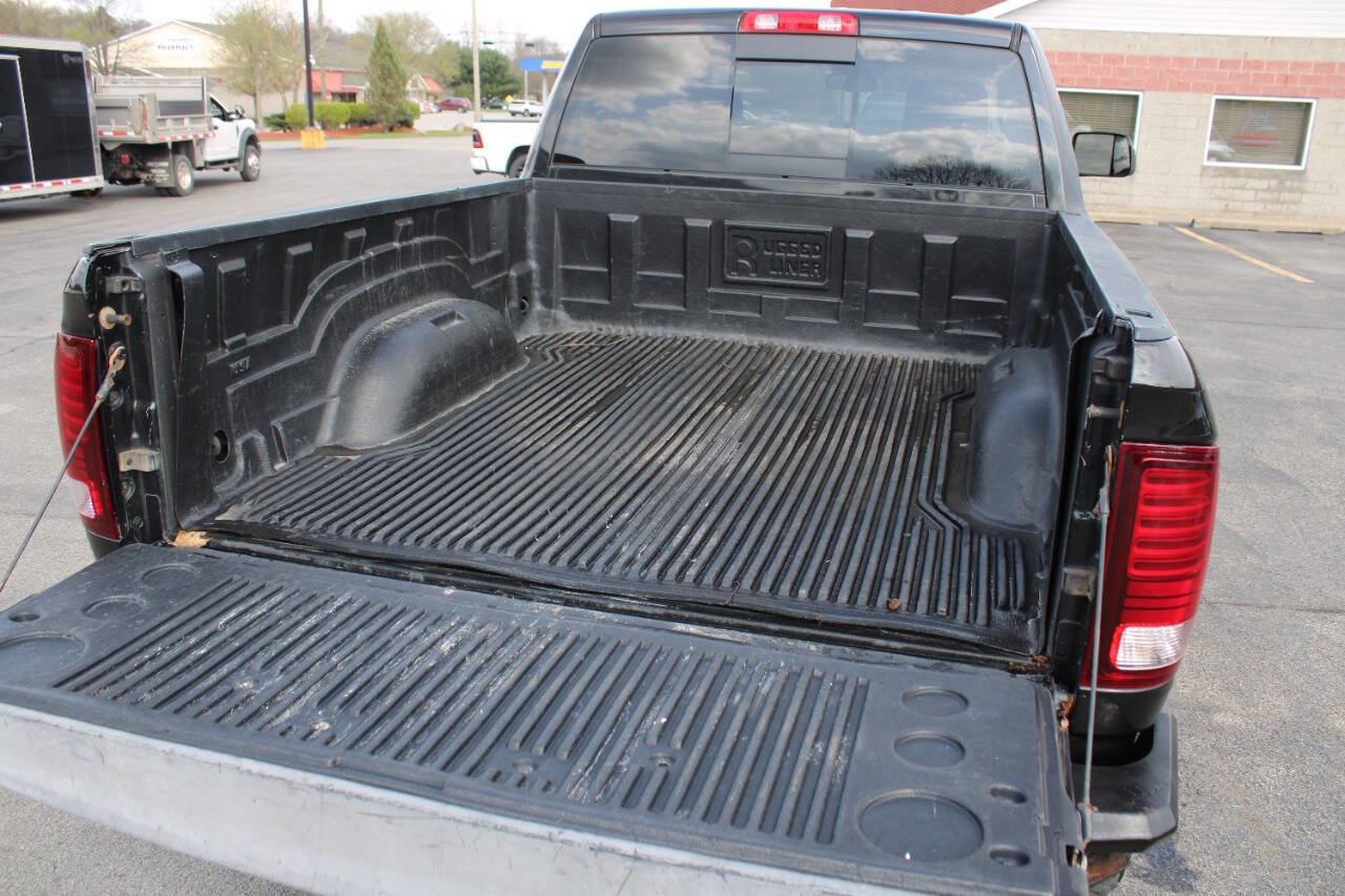 Used 2016 RAM 2500 Laramie w/ Sport Appearance Group image 12