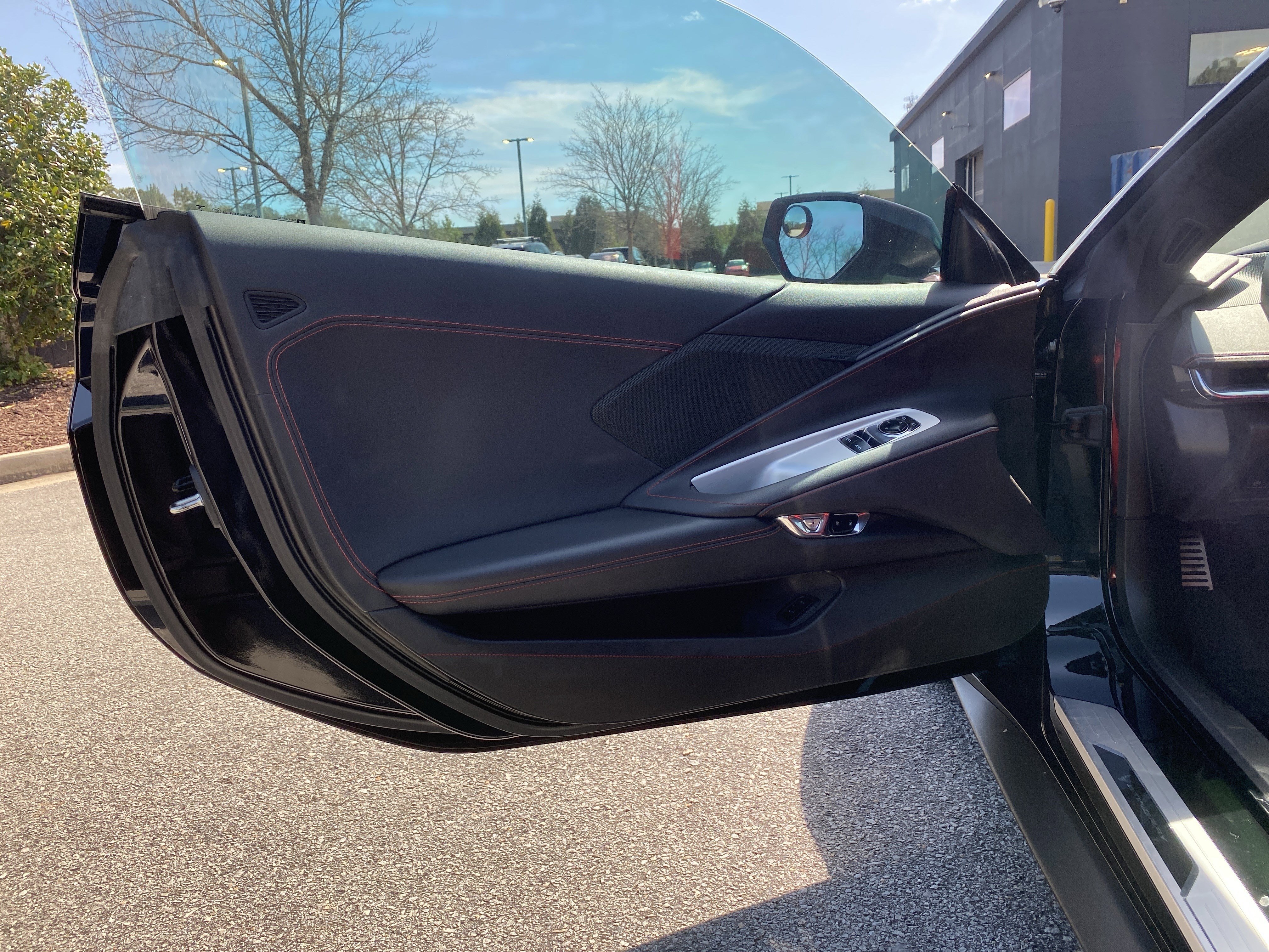 Used 2020 Chevrolet Corvette Stingray Coupe w/ 1LT image 19