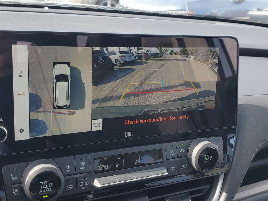 Used 2024 Toyota Grand Highlander Platinum image 13