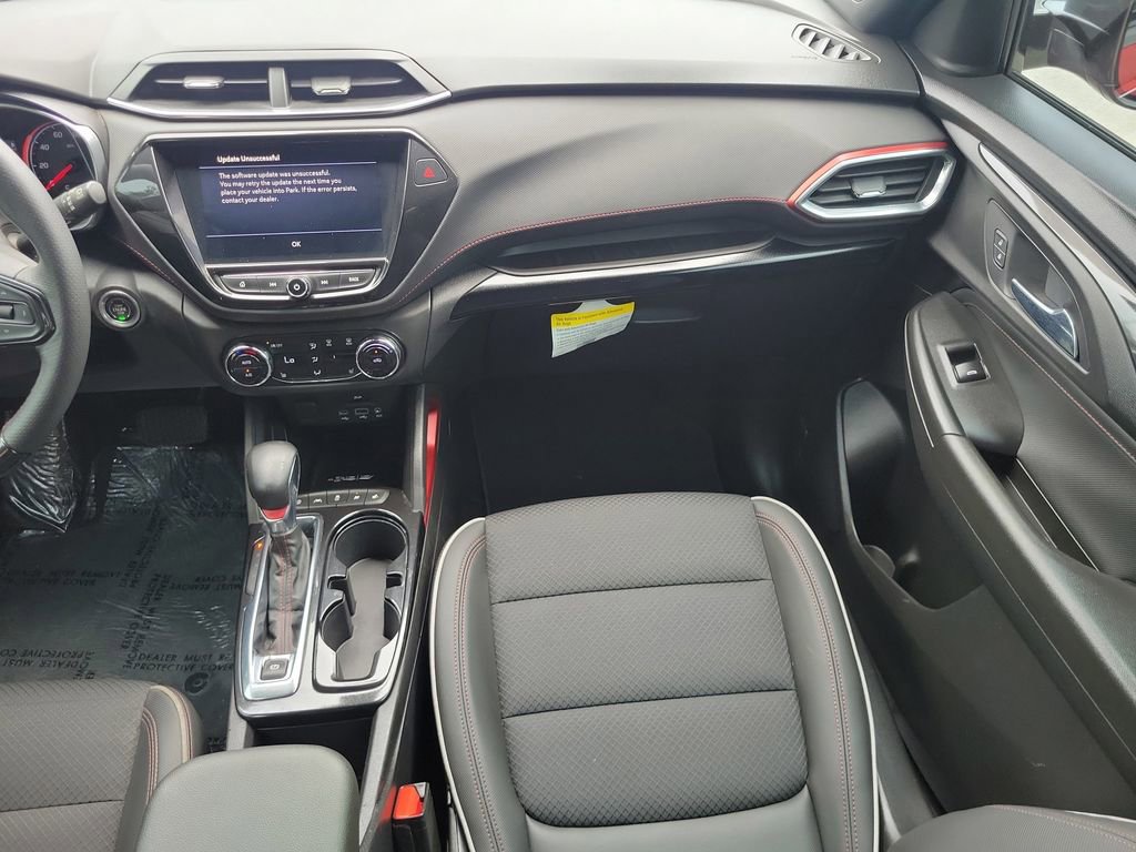 Used 2021 Chevrolet TrailBlazer RS w/ Technology Package FWD image 20