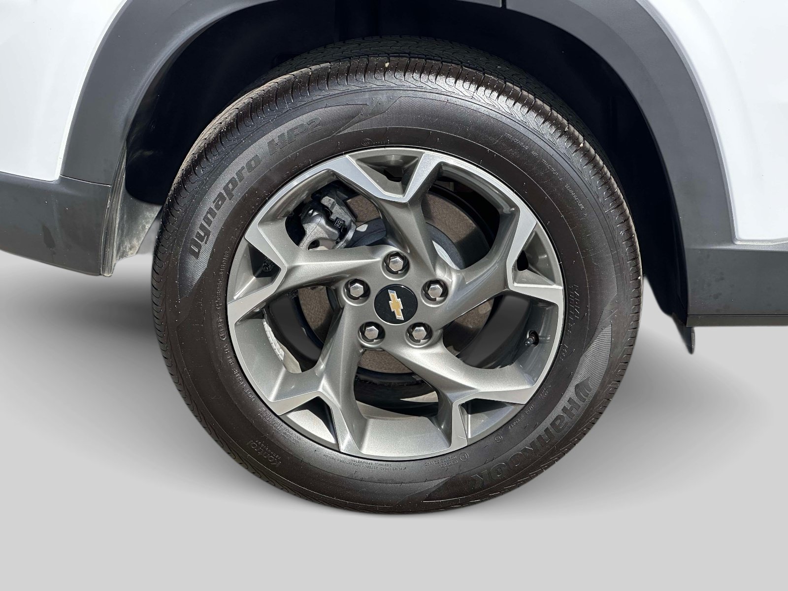 Used 2026 Chevrolet Trax LT w/ Sunroof Package FWD image 8