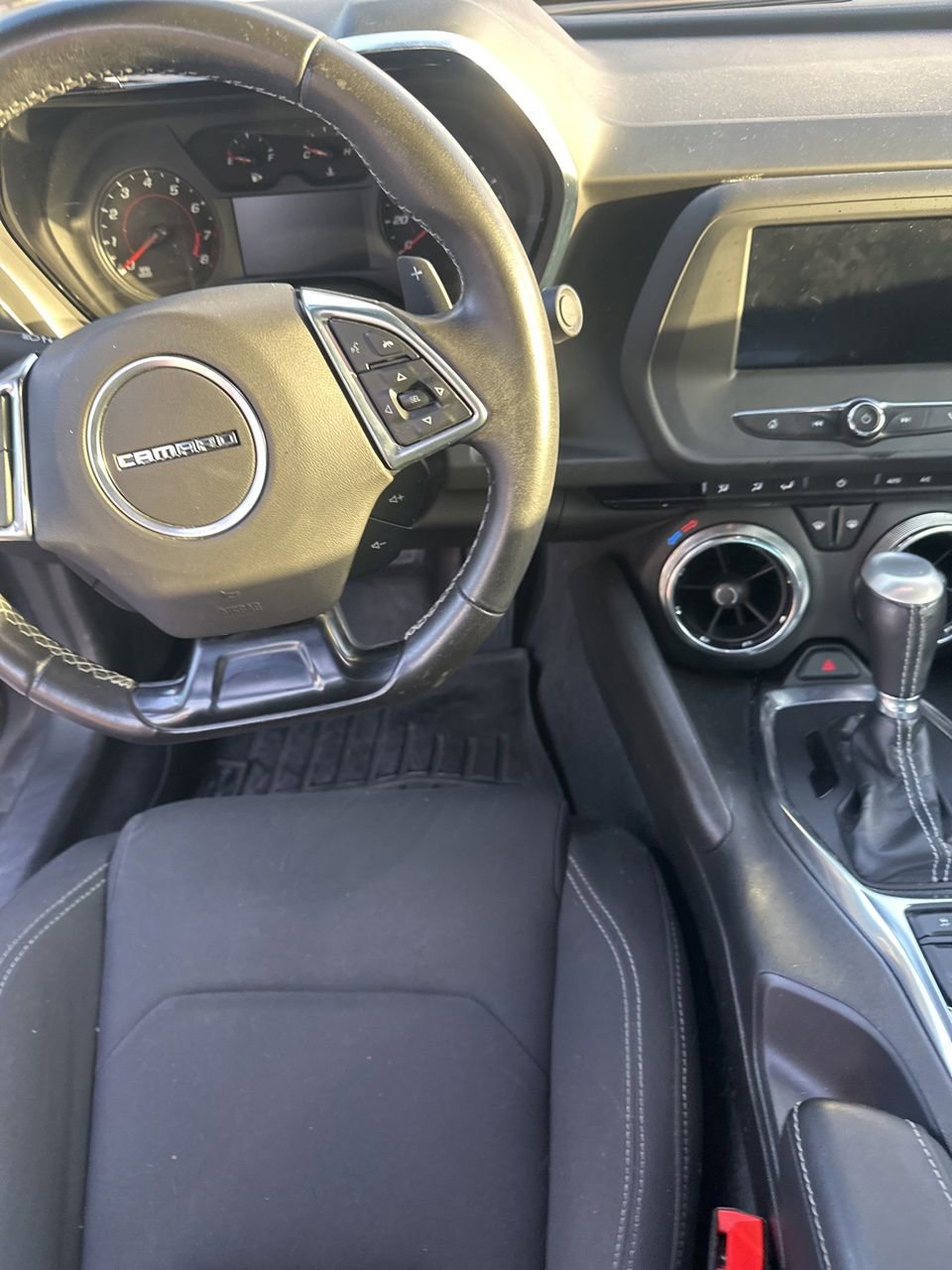 Used 2022 Chevrolet Camaro LS RWD image 16