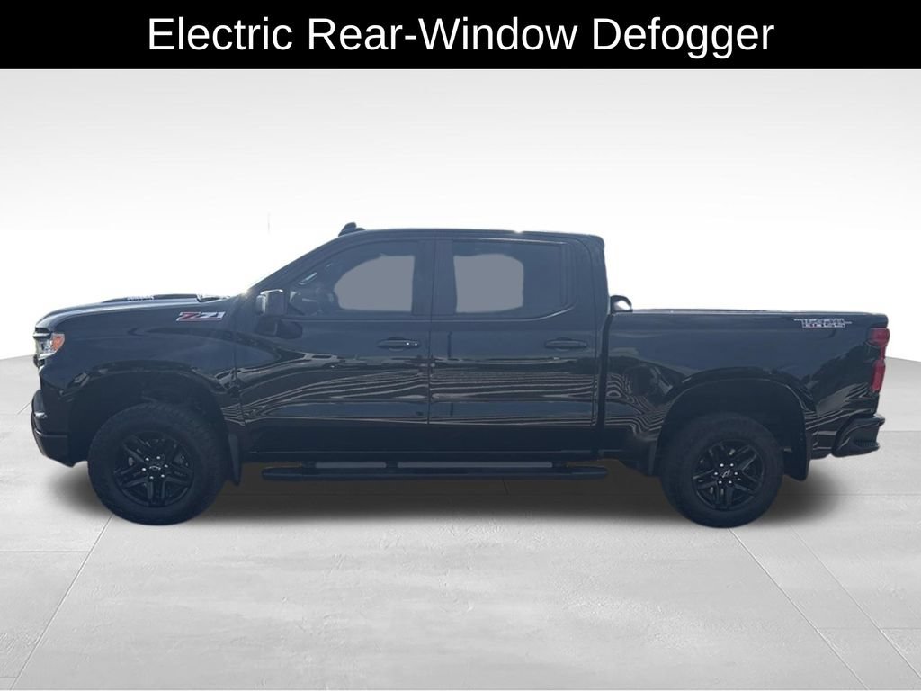 Used 2024 Chevrolet Silverado 1500 LT Trail Boss w/ LT Trail Boss Premium Package AWD/4WD image 7