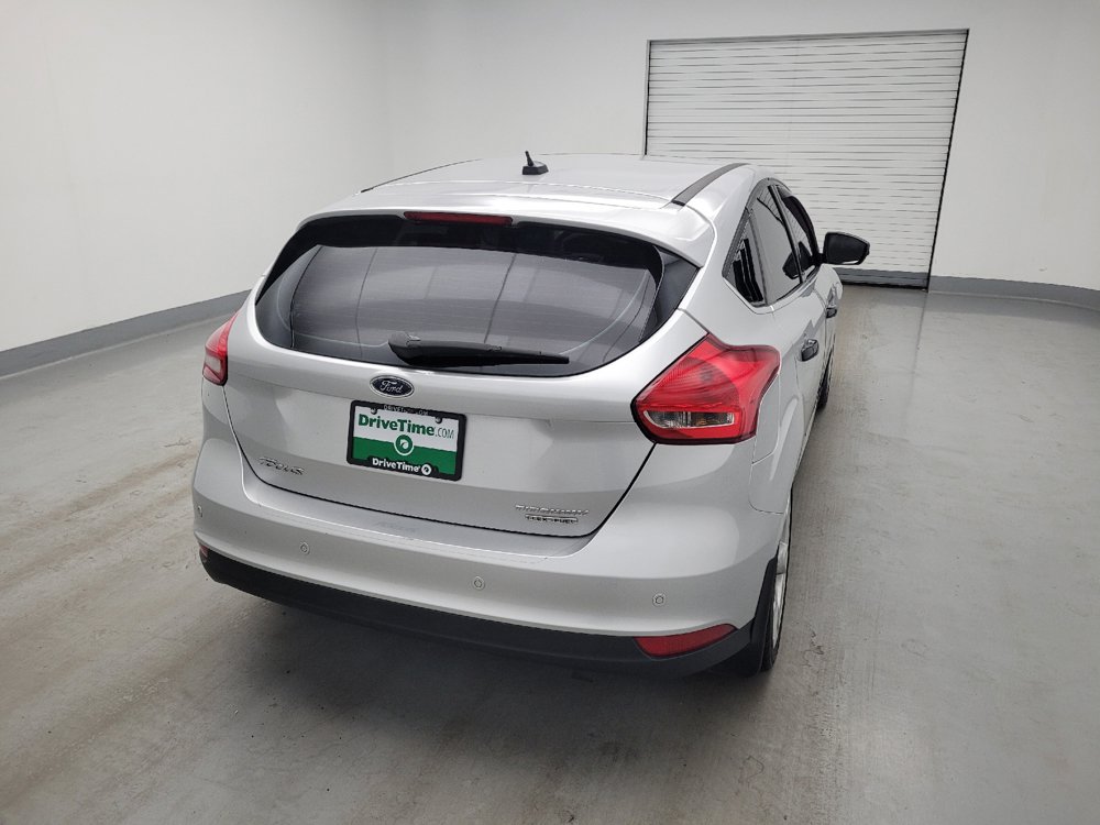 Used 2016 Ford Focus Titanium w/ Titanium Technology Package FWD image 7