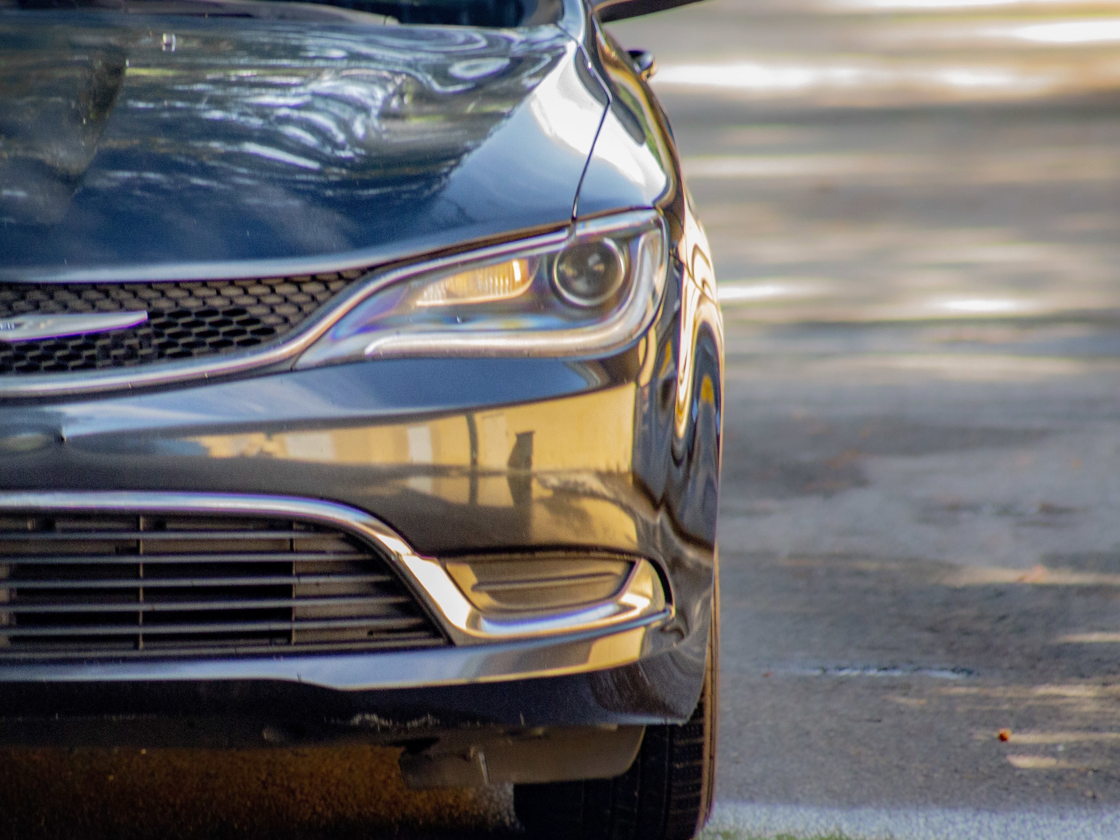 Used 2017 Chrysler 200 Limited Platinum image 36