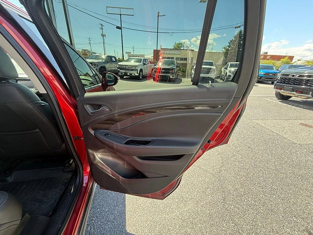 Used 2019 Buick Envision Essence AWD/4WD image 15