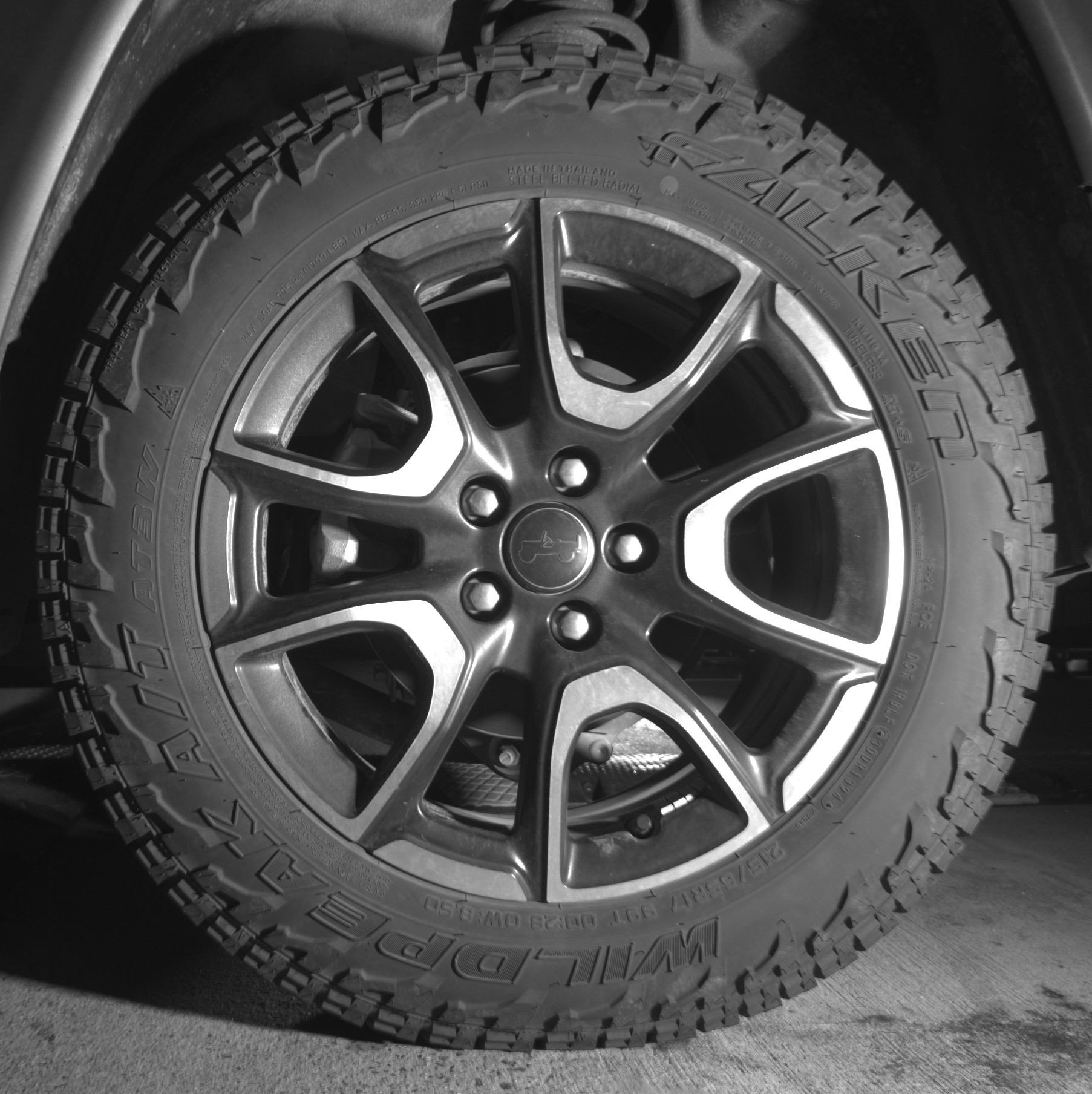 Used 2025 Jeep Compass Trailhawk image 14