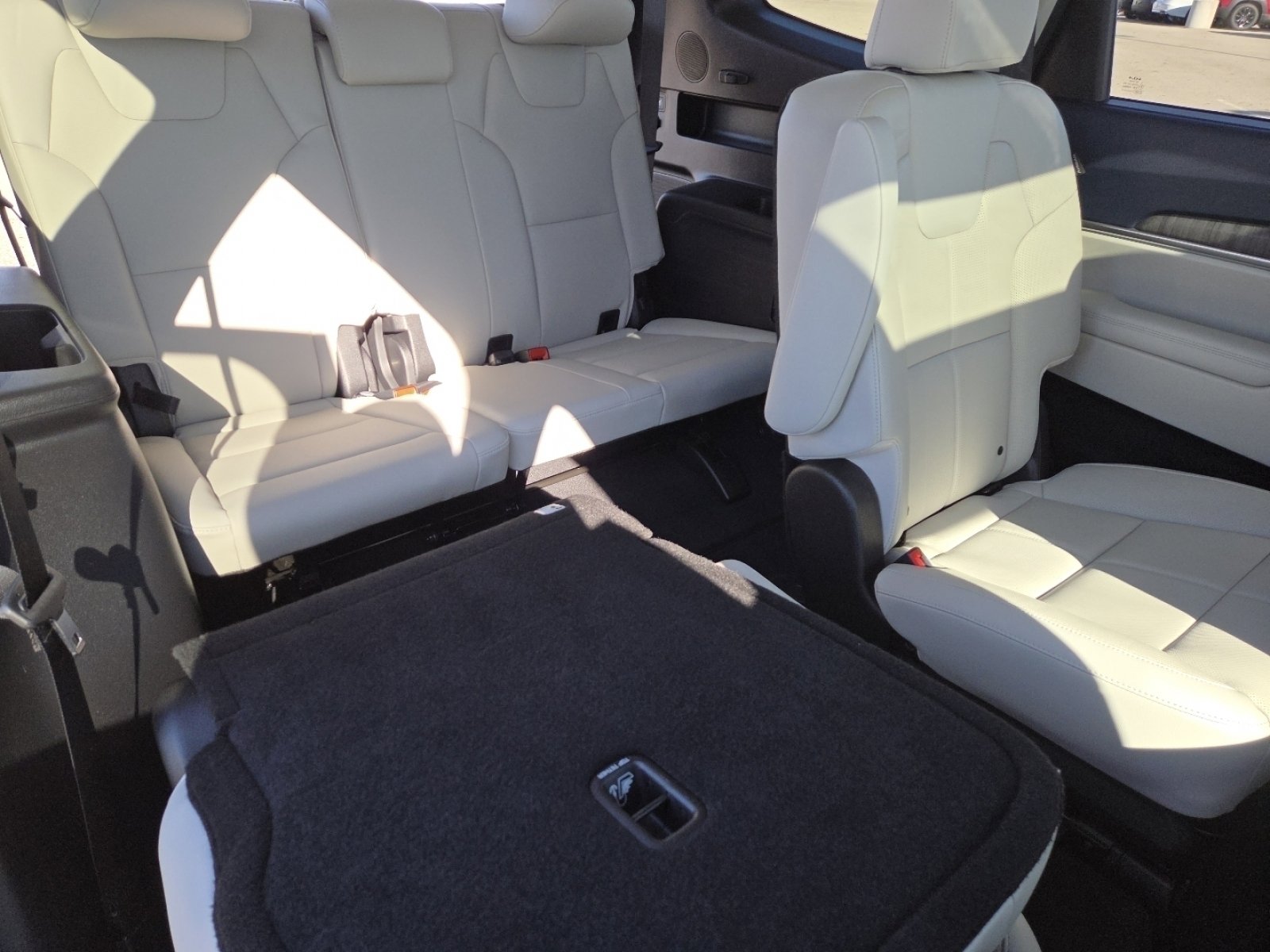 Used 2024 Kia Telluride SX image 22