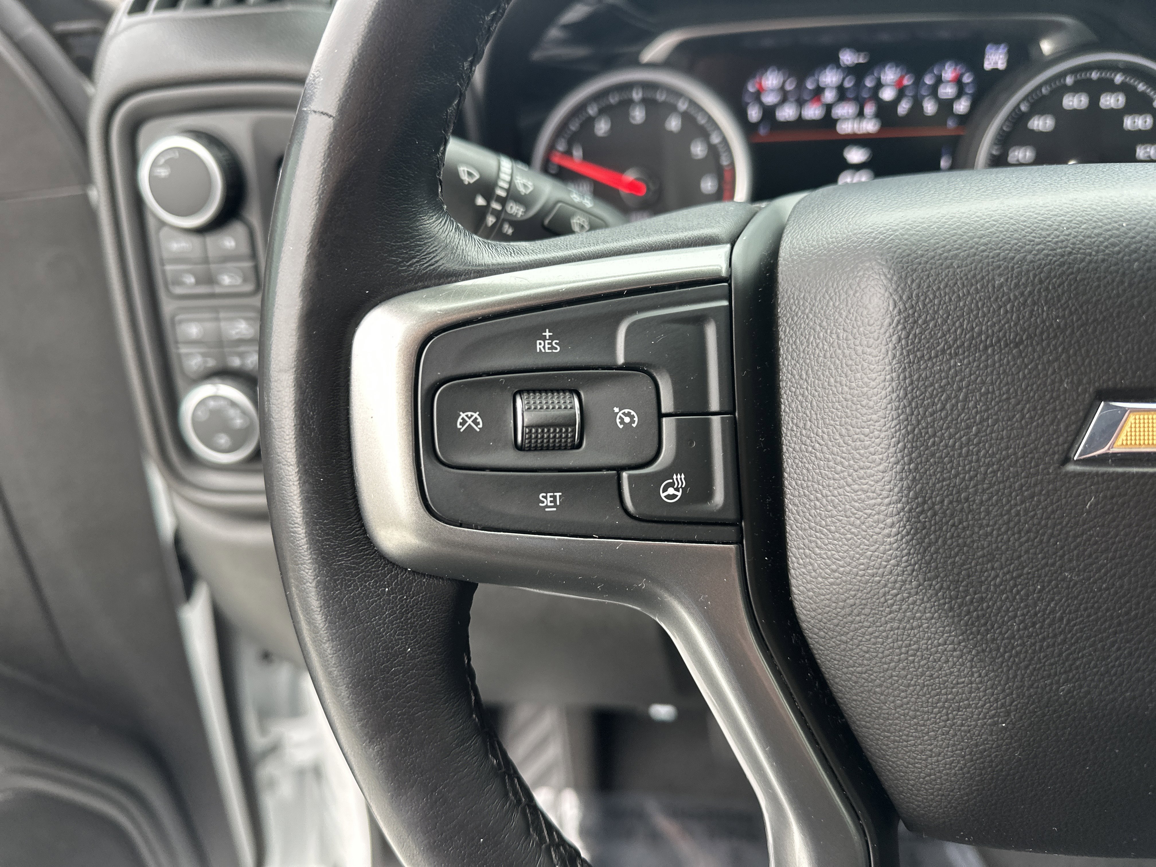 Used 2022 Chevrolet Silverado 1500 Custom image 19