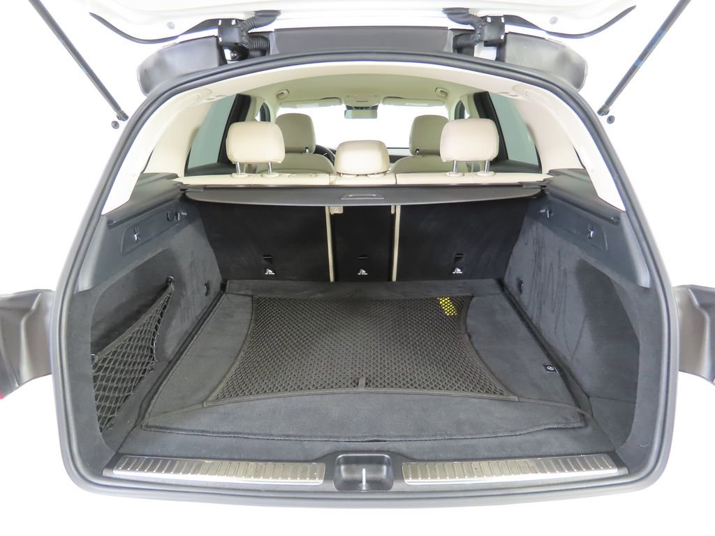 Used 2021 Mercedes-Benz GLC 300 4MATIC image 26