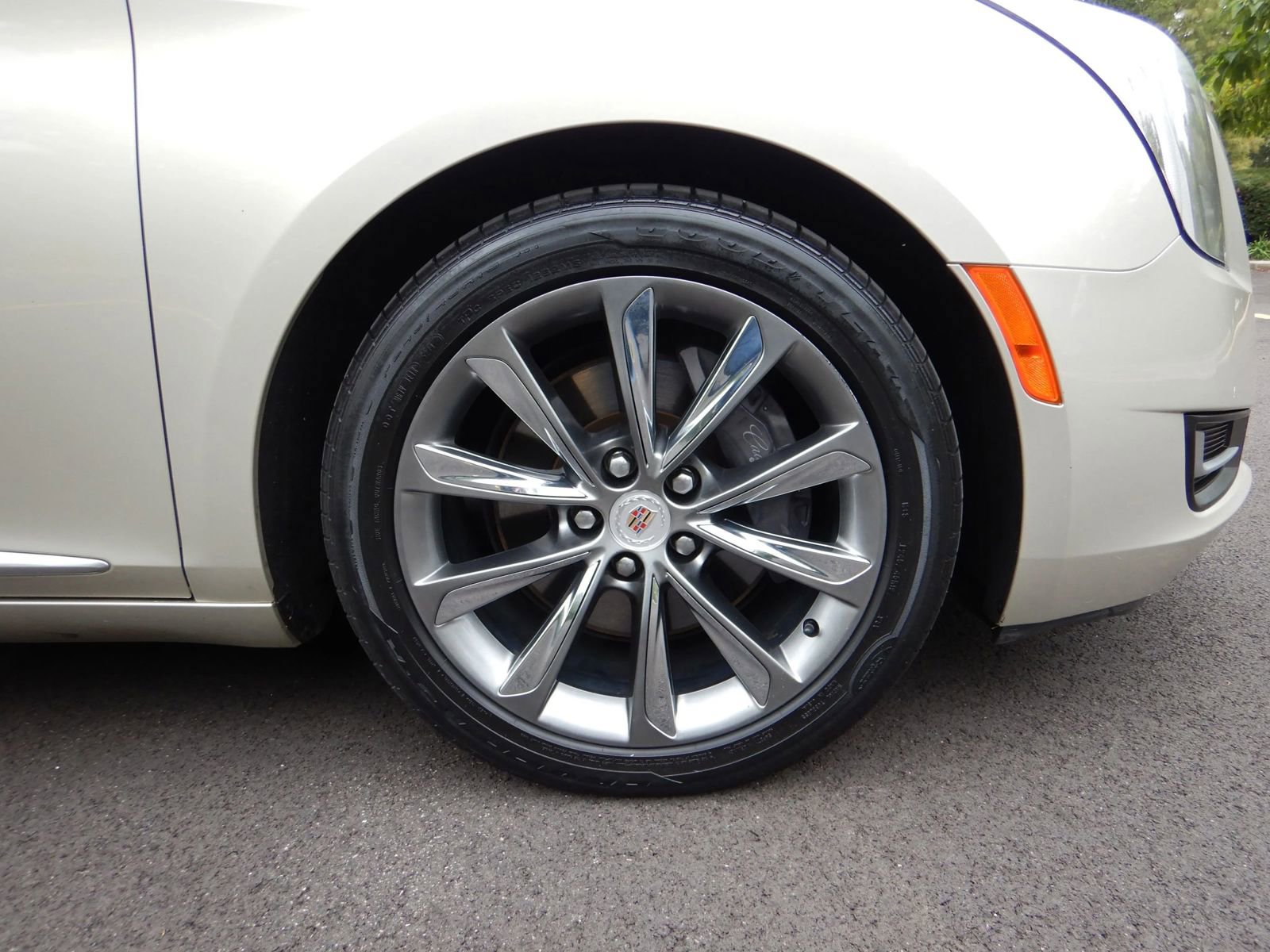 Used 2013 Cadillac XTS image 25