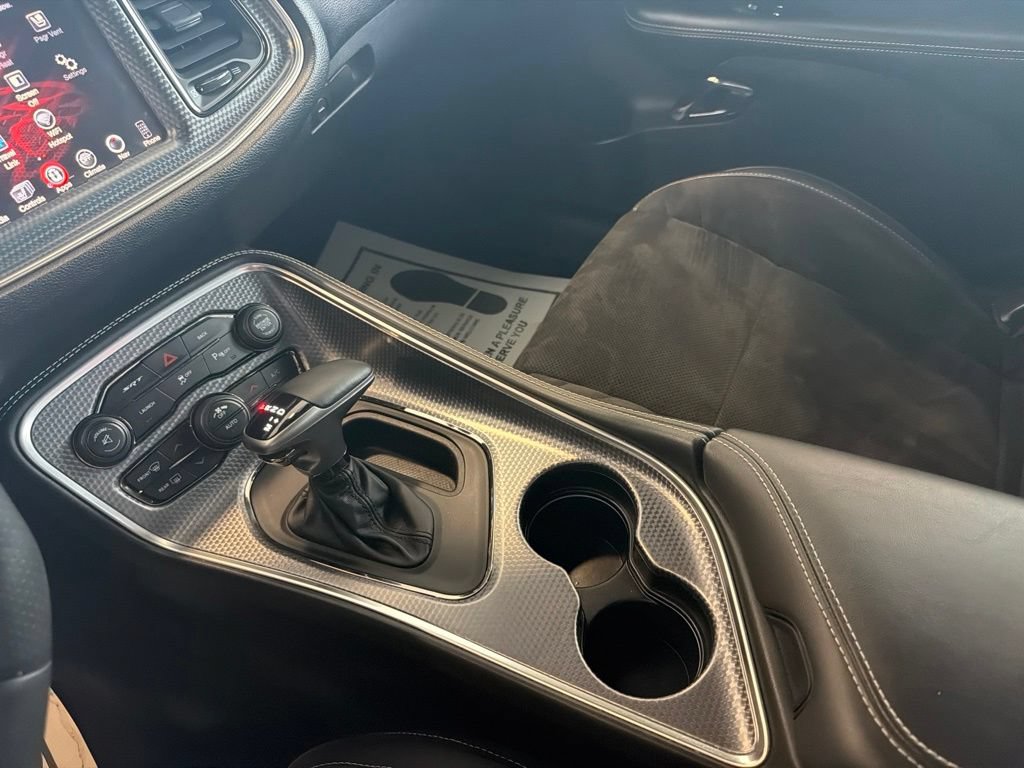 Used 2015 Dodge Challenger SRT Hellcat RWD image 13
