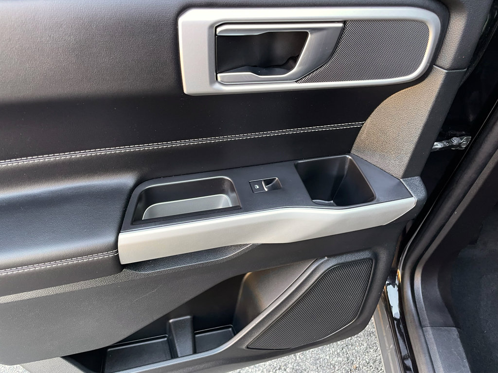 Used 2022 Ford Explorer XLT image 21